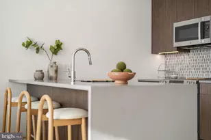 210 S 12th St, Philadelphia, PA 19107 - Photo 9