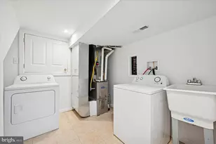2013 Titan St, Philadelphia, PA 19146 - Photo 17