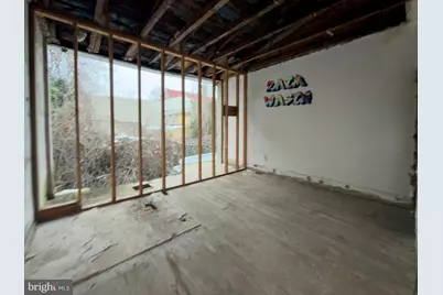 99 E Seymour Street, Philadelphia, PA 19144 - Photo 15