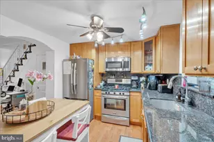 628 Greenwich St, Philadelphia, PA 19147 - Photo 11