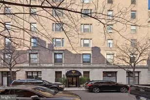 2031 Locust St, Philadelphia, PA 19103 - Photo 13