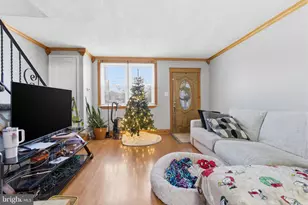 4524 Robbins Ave, Philadelphia, PA 19135 - Photo 5