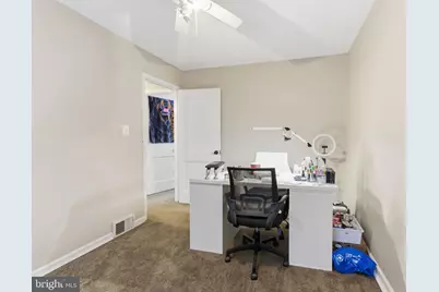 4524 Robbins Avenue, Philadelphia, PA 19135 - Photo 11