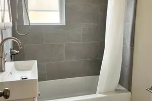 362 Ripka St, Philadelphia, PA 19128 - Photo 9