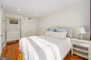 920 Clinton St, Philadelphia, PA 19107 - Photo 17