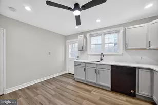 123 Pensdale St, Philadelphia, PA 19127 - Photo 15