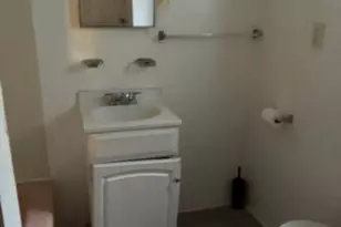 2470 Emerald St, Philadelphia, PA 19125 - Photo 9