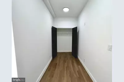 1021 W Glenwood Avenue, Philadelphia, PA 19133 - Photo 11