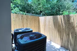 1021 W Glenwood Ave, Philadelphia, PA 19133 - Photo 15