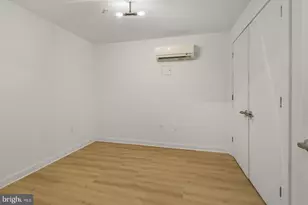 2321 Fitzwater St, Philadelphia, PA 19146 - Photo 9