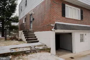 9957 Sandy Rd, Philadelphia, PA 19115 - Photo 3