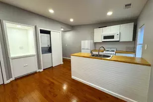 146 South St, Philadelphia, PA 19147 - Photo 3