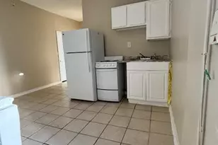 526 W Lehigh Ave, Philadelphia, PA 19133 - Photo 5