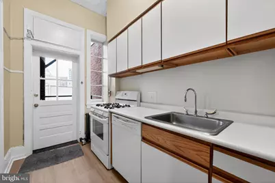 2117 Spruce Street #3, Philadelphia, PA 19103 - Photo 9