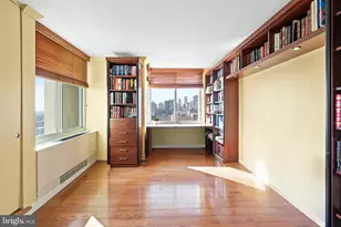 604 S Washington Square, Philadelphia, PA 19106 - Photo 11