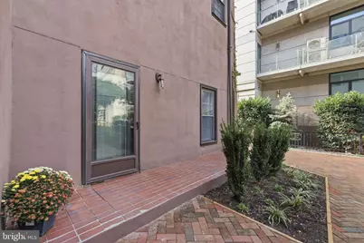 301 Race Street #C010, Philadelphia, PA 19106 - Photo 5