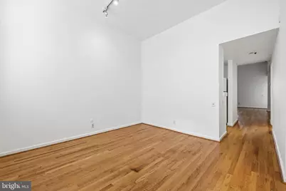 301 Race Street #C010, Philadelphia, PA 19106 - Photo 19