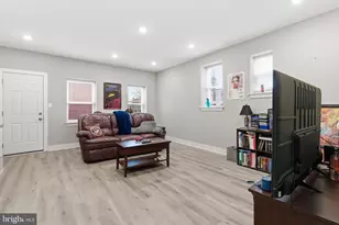 1813 S 23rd St, Philadelphia, PA 19145 - Photo 19