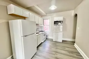 1607 S 60th St, Philadelphia, PA 19142 - Photo 9