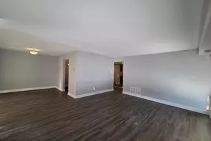 5017 S Convent Ln, Philadelphia, PA 19114 - Photo 9