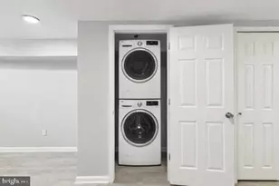 1745 N Hollywood St, Philadelphia, PA 19121 - Photo 31