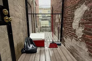 1017 Spring Garden St, Philadelphia, PA 19123 - Photo 7