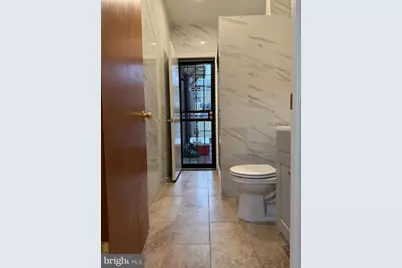 1017 Spring Garden Street #2F, Philadelphia, PA 19123 - Photo 11