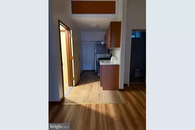 1017 Spring Garden Street #2F, Philadelphia, PA 19123 - Photo 5