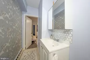 2314 Brown St, Philadelphia, PA 19130 - Photo 11