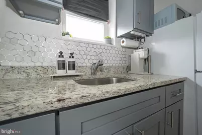 2314 Brown Street, Philadelphia, PA 19130 - Photo 9