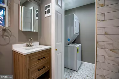 919 Pine Street #1R, Philadelphia, PA 19107 - Photo 17