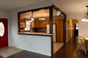 7039 Crease Ln, Philadelphia, PA 19128 - Photo 3