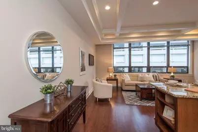 1501 Locust Street #UNIT 204, Philadelphia, PA 19102 - Photo 9