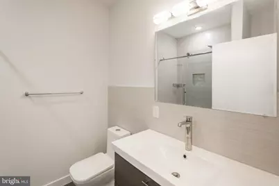 627 W Oxford Street #UNIT 2, Philadelphia, PA 19122 - Photo 5