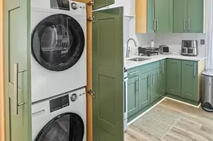 569 N 20th St, Philadelphia, PA 19130 - Photo 9