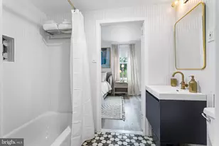 569 N 20th St, Philadelphia, PA 19130 - Photo 21