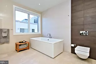 624 N Bodine St, Philadelphia, PA 19123 - Photo 89