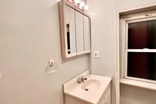 747 S 22nd St, Philadelphia, PA 19146 - Photo 11