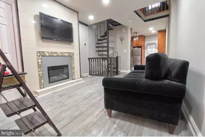 526 Montrose Street, Philadelphia, PA 19147 - Photo 3