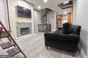 526 Montrose St, Philadelphia, PA 19147 - Photo 3