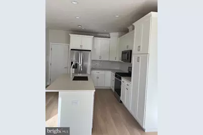 3001 Cityview Walk #192, Philadelphia, PA 19125 - Photo 5