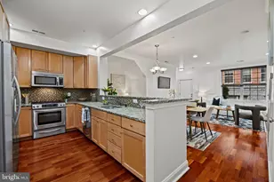 201 Commodore Court, Philadelphia, PA 19146 - Photo 9