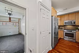 201 Commodore Court, Philadelphia, PA 19146 - Photo 13