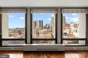 210 Locust St, Philadelphia, PA 19106 - Photo 3