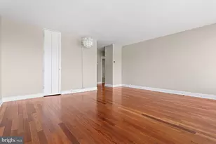 210 Locust St, Philadelphia, PA 19106 - Photo 7