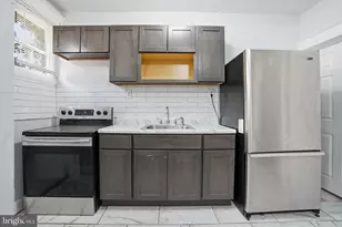 5563 Blakemore St, Philadelphia, PA 19138 - Photo 9