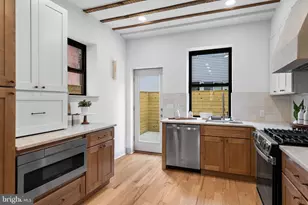 404 Pierce St, Philadelphia, PA 19148 - Photo 13