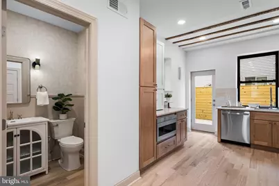 404 Pierce Street, Philadelphia, PA 19148 - Photo 9