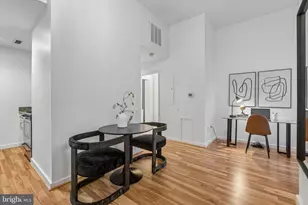 315 New St, Philadelphia, PA 19106 - Photo 7