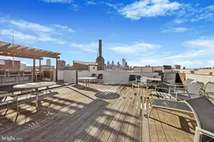 315 New St, Philadelphia, PA 19106 - Photo 17